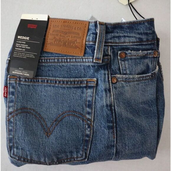 Levi's Premium Women's Sz 25 These Dreams Blue Wedgie Icon High Rise Jeans - Picture 8 of 12